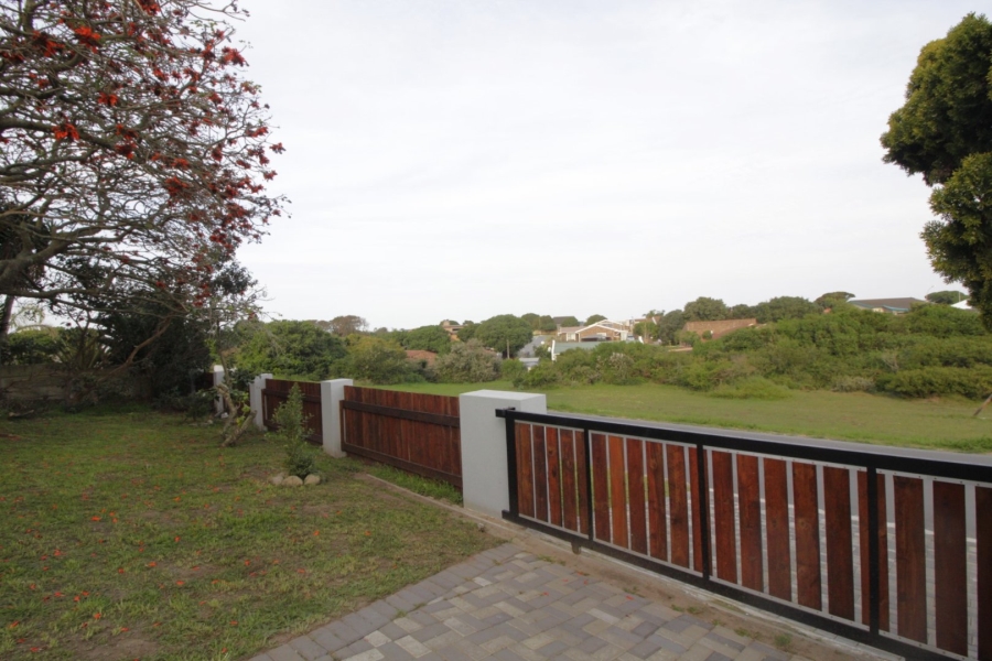 3 Bedroom Property for Sale in Aston Bay Eastern Cape